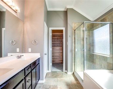 19709 Maiden Grass Dr - Photo Thumbnail 12