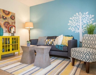 3405 Helms St - Photo Thumbnail 4