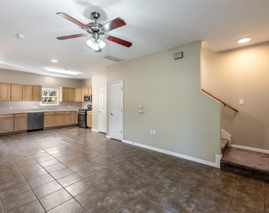1311 E M Franklin Ave - Photo Thumbnail 3