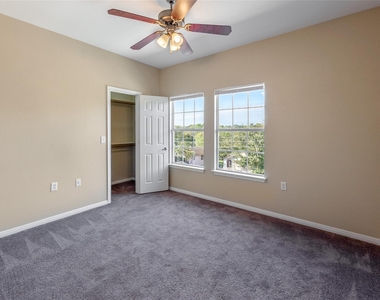 1311 E M Franklin Ave - Photo Thumbnail 16