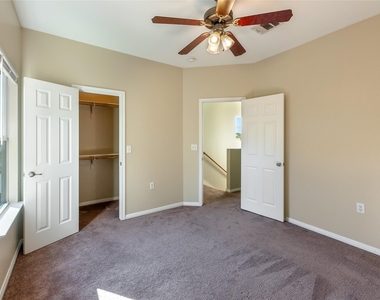 1311 E M Franklin Ave - Photo Thumbnail 14