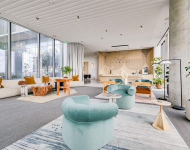 44 East Ave - Photo Thumbnail 9