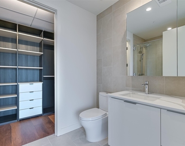 44 East Ave - Photo Thumbnail 4