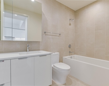 44 East Ave - Photo Thumbnail 7
