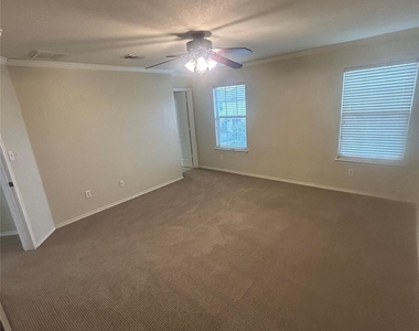 731 Abundance Ln - Photo Thumbnail 19