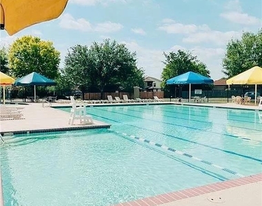 731 Abundance Ln - Photo Thumbnail 27