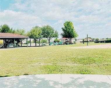 731 Abundance Ln - Photo Thumbnail 28