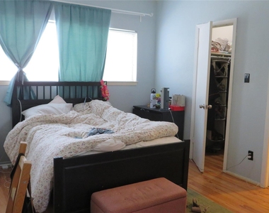 806 W 24th St - Photo Thumbnail 50