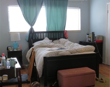 806 W 24th St - Photo Thumbnail 49