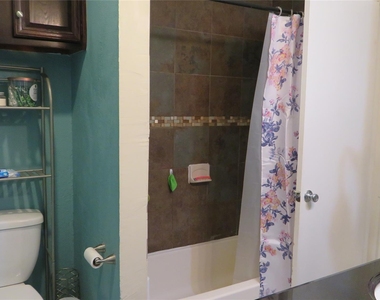 806 W 24th St - Photo Thumbnail 52