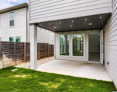 1505 Seeger Dr - Photo Thumbnail 24