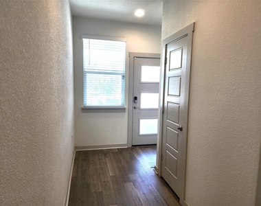 1041 Winnsboro Loop - Photo Thumbnail 1