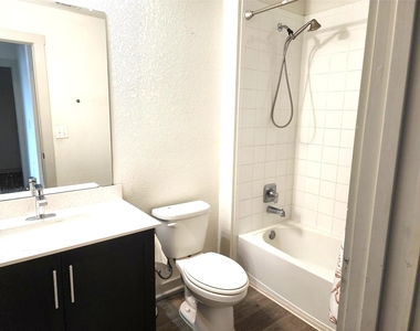 1041 Winnsboro Loop - Photo Thumbnail 18