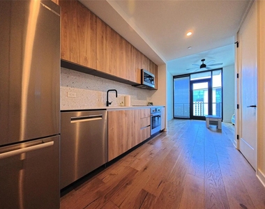 84 East Ave - Photo Thumbnail 1