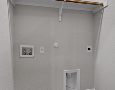 109 Tillage Rd - Photo Thumbnail 25