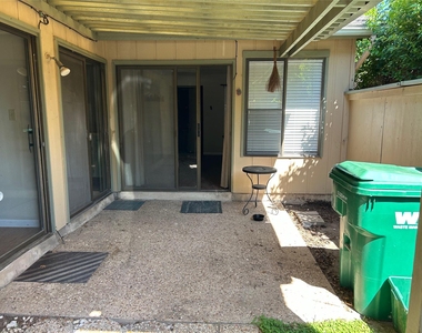 9509 Blue Creek Ln - Photo Thumbnail 19