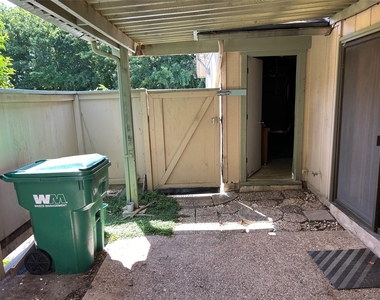 9509 Blue Creek Ln - Photo Thumbnail 20