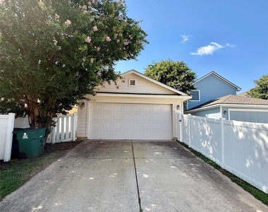 712 Alamo Plaza Dr - Photo Thumbnail 24
