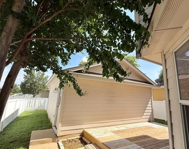 712 Alamo Plaza Dr - Photo Thumbnail 22