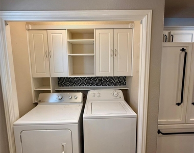 712 Alamo Plaza Dr - Photo Thumbnail 12