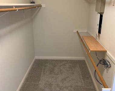 3713 Turetella Dr - Photo Thumbnail 5