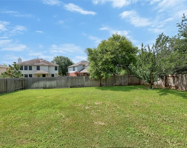 3713 Turetella Dr - Photo Thumbnail 14