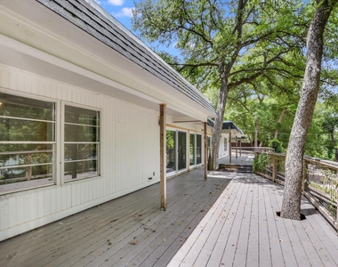 2903b Edgewater Dr - Photo Thumbnail 11