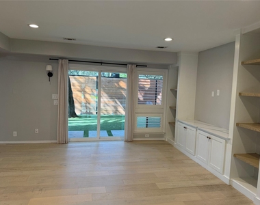 3709 Meredith St - Photo Thumbnail 19