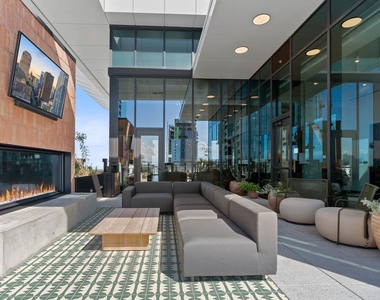 84 N East Ave - Photo Thumbnail 27