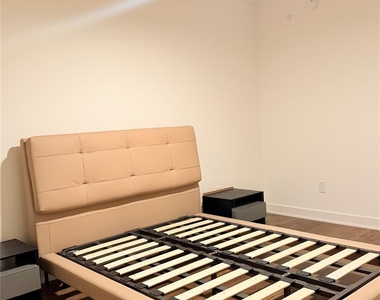 84 N East Ave - Photo Thumbnail 8