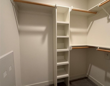 84 N East Ave - Photo Thumbnail 17