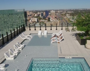 84 N East Ave - Photo Thumbnail 28