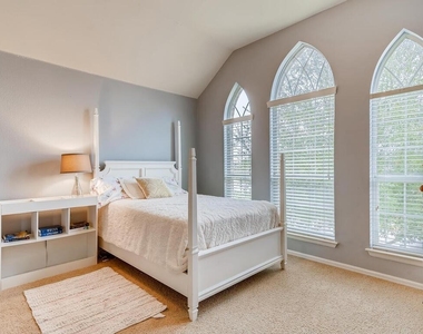 461 Sweet Gum Dr - Photo Thumbnail 16