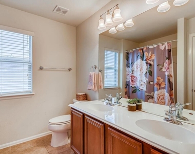 461 Sweet Gum Dr - Photo Thumbnail 18