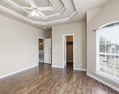 915 Vargas Rd - Photo Thumbnail 18