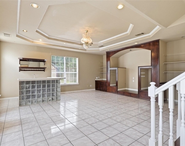 915 Vargas Rd - Photo Thumbnail 11