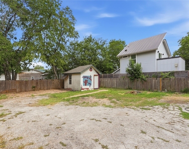 915 Vargas Rd - Photo Thumbnail 27