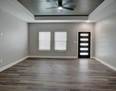 121 S Kanaio Dr - Photo Thumbnail 22