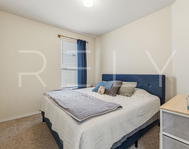1600 Cliffbrake Way - Photo Thumbnail 20
