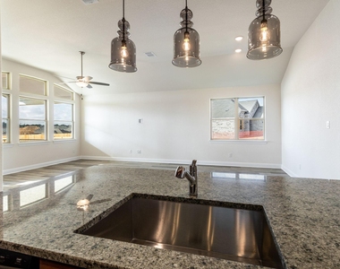 320 Coral Gate Trl - Photo Thumbnail 10