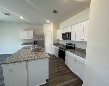 190 Light Timber Rd - Photo Thumbnail 3