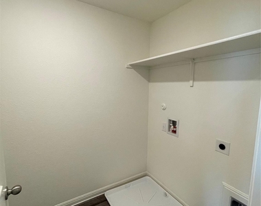 190 Light Timber Rd - Photo Thumbnail 20