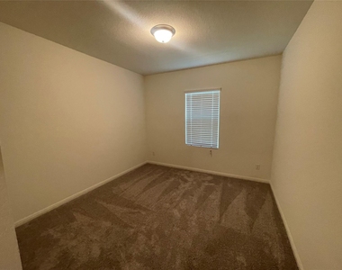 190 Light Timber Rd - Photo Thumbnail 8