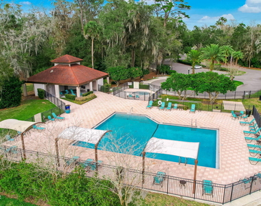 599 Alhambra Lane N - Photo Thumbnail 76