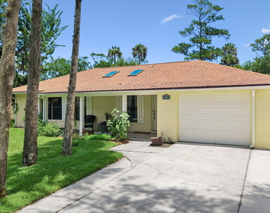 599 Alhambra Lane N - Photo Thumbnail 37