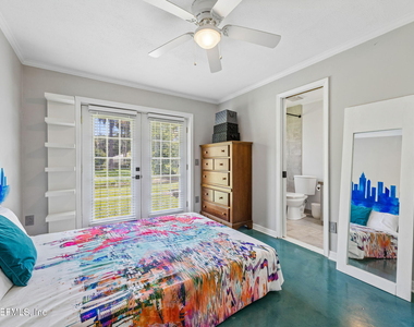 599 Alhambra Lane N - Photo Thumbnail 31