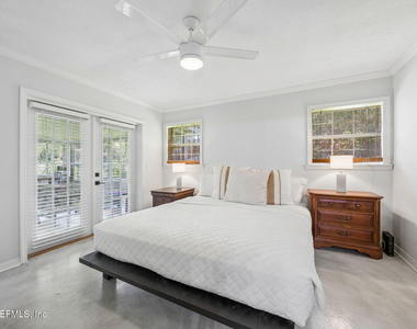 599 Alhambra Lane N - Photo Thumbnail 26