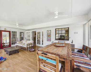 599 Alhambra Lane N - Photo Thumbnail 22