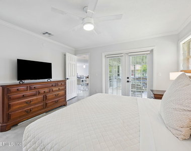 599 Alhambra Lane N - Photo Thumbnail 27