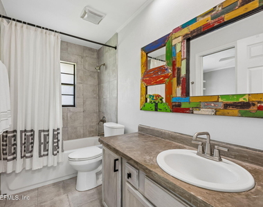 599 Alhambra Lane N - Photo Thumbnail 32